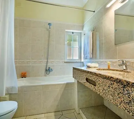 Vale Do Garrao Sleeps 8 Pool Air Con T607877 * Quinta do Lago