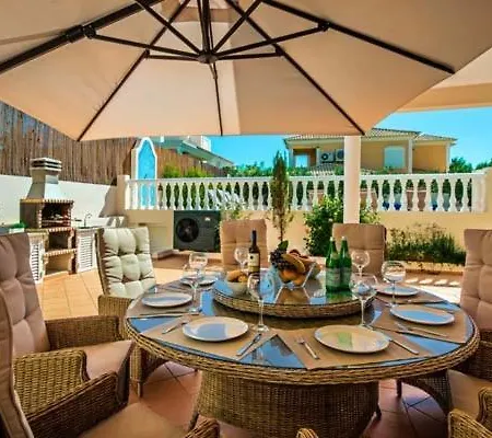 Vale Do Garrao Sleeps 8 Pool Air Con T607877 * Quinta do Lago