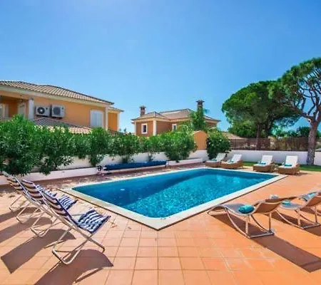 Villa Vale Do Garrao Sleeps 8 Pool Air Con T607877 Quinta do Lago