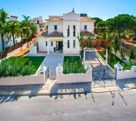 Βίλα Vale Do Garrao Sleeps 8 Pool Air Con T607877 *